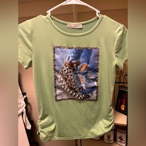 Urban freedom girls size 10 fashion. Top with leopard converse like shoes